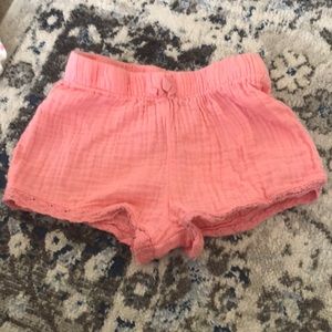 Super cute pink shorts!! Size 24 month